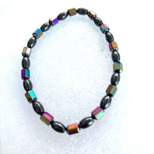 Multicolor iridescent Stone Beaded Bracelet NWT